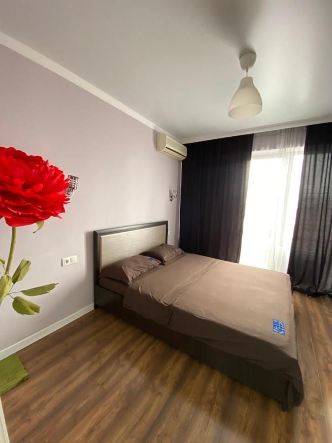 Квартира В Центре Алматы Exterior foto